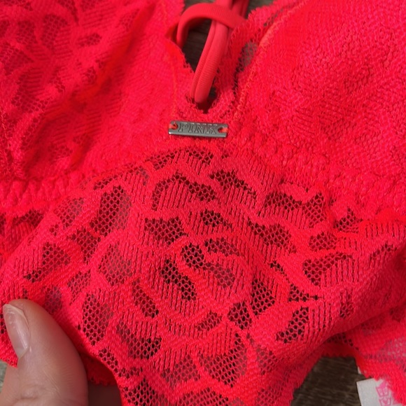 PINK Victoria’s Secret Neon Pink Lace Bra SZ M - Picture 6 of 6
